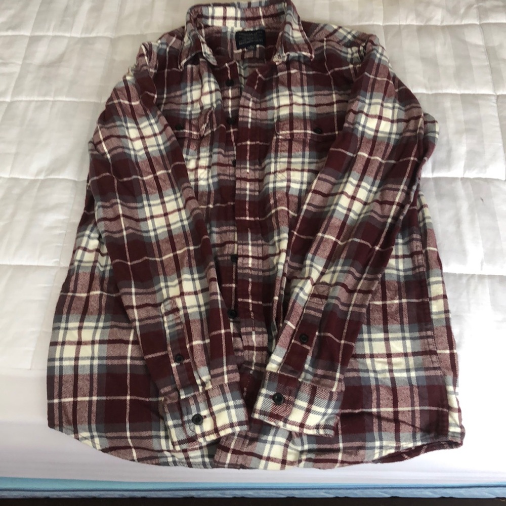 Men’s Flannel Size Medium